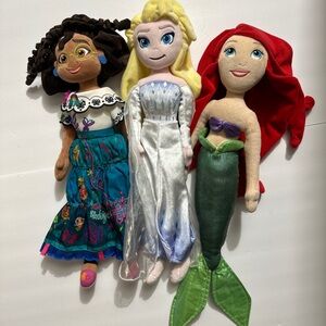 Disney Princess Dolls Set - Elsa, Mirabel, Ariel